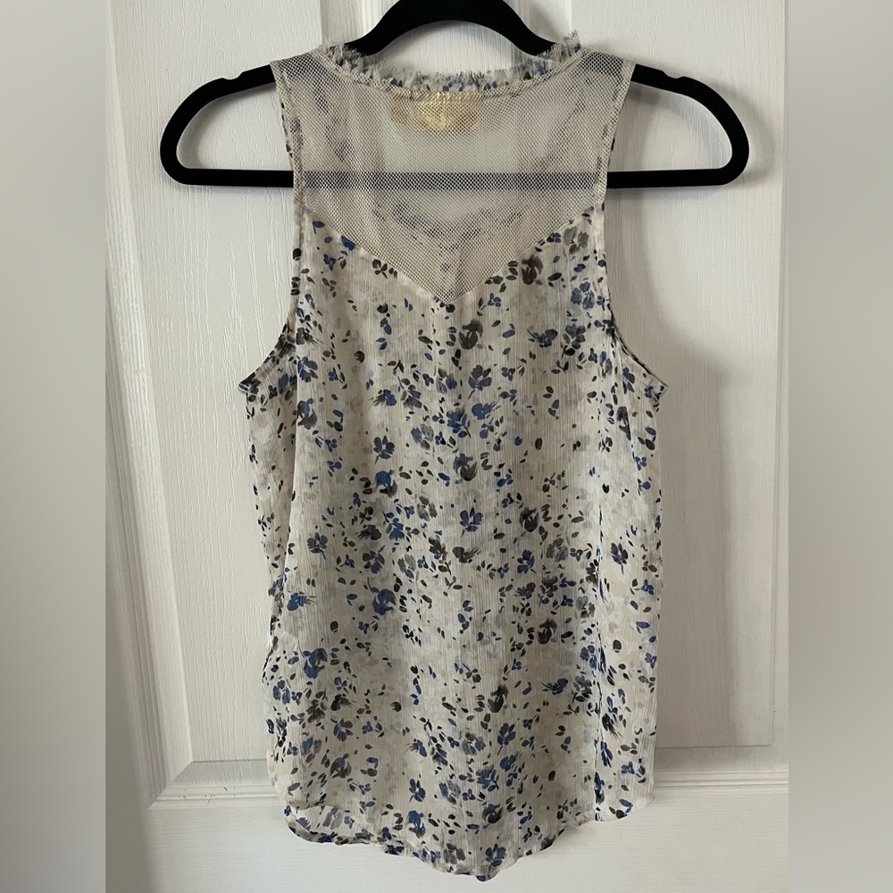 Princess Vera Wang Sheer Button-Front Sleeveless Top Small Cream & Blue Floral - Picture 7 of 13